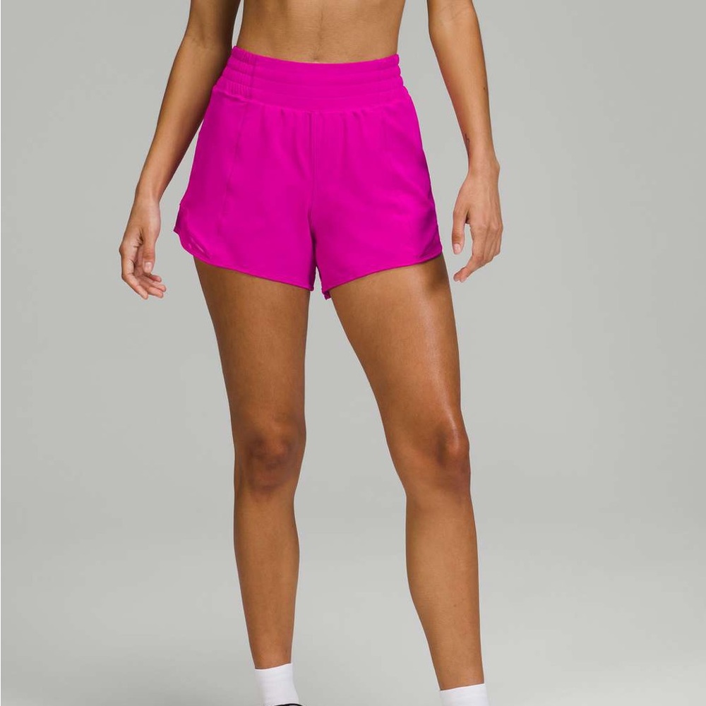 Lululemon Hotty Hot High-Rise Lined Short 4"